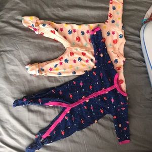 💫3-6 months stars and planets footsie onesies‼️